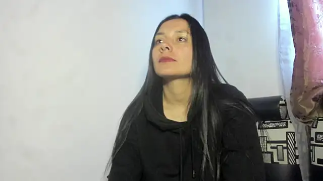 Snapshot of Nathaly_love96 chatting on 7, 6, 2026 Nathaly love96 online show from 7, 6, 2026