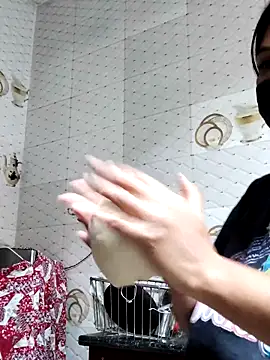 illay love online show from 12, 4, 2026