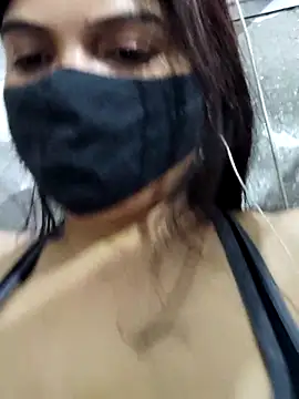 illay love online show from 14, 4, 2026