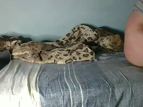 Snapshot of Horny208 chatting on 13, 11, 2025 Horny208 online show from 13, 11, 2025