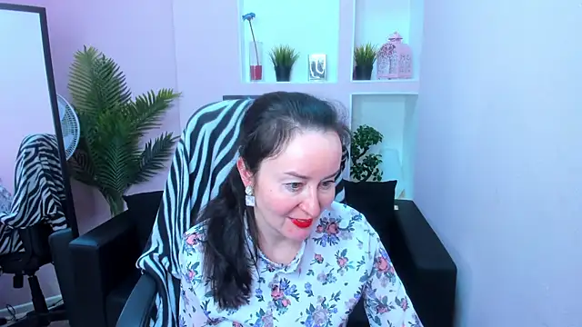 Ninasaaaa online show from 28, 2, 2025