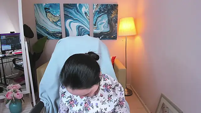 Ninasaaaa online show from 13, 3, 2025