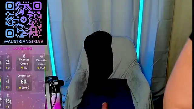 Snapshot of AustrianGirl99 chatting on 2, 5, 2026 AustrianGirl99 online show from 2, 5, 2026