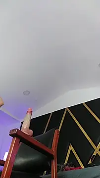 Adel Nesbiit online show from 27, 11, 2025