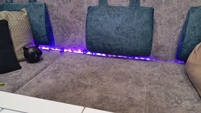 blackcat142 online show from 6, 11, 2025