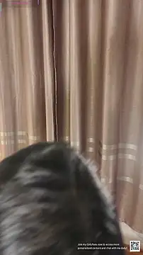 carolineamber  online show from 29, 10, 2025