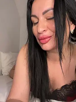 Snapshot of Helena7077 chatting on 17, 5, 2026 Helena7077 online show from 17, 5, 2026