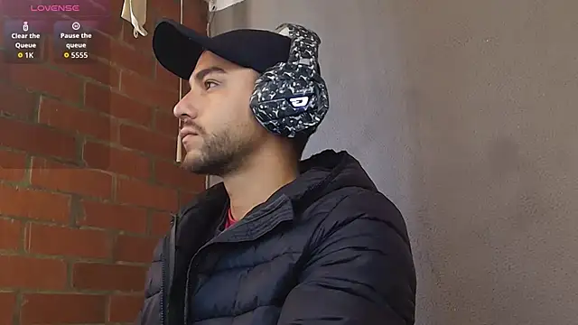 Leandro valenzuela online show from 25, 3, 2026