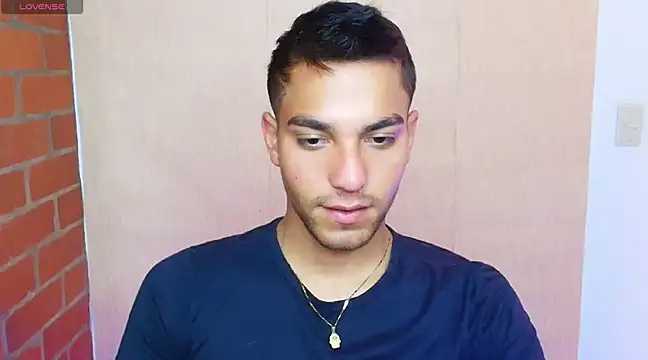 Leandro valenzuela online show from 28, 2, 2025