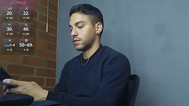 Leandro valenzuela online show from 14, 4, 2026