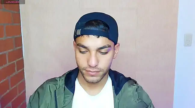 Leandro valenzuela online show from 3, 3, 2025