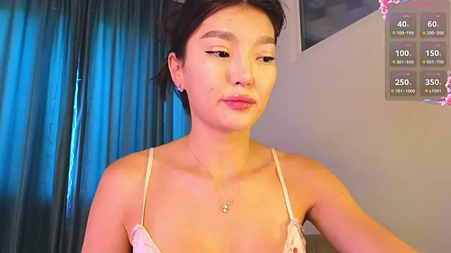 Snapshot of AudreyMell chatting on 8, 6, 2026 AudreyMell online show from 8, 6, 2026