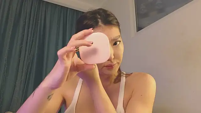 AudreyMell online show from 25, 3, 2026