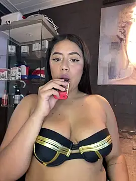 Snapshot of ElaaPerez chatting on 26, 10, 2025 ElaaPerez online show from 26, 10, 2025