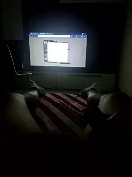Snapshot of LucaLuv chatting on 9, 12, 2024 LucaLuv online show from 9, 12, 2024