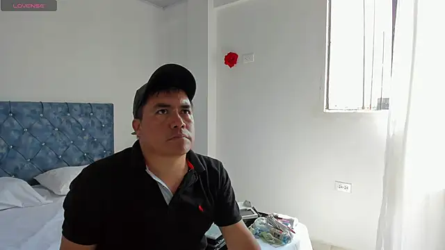 Snapshot of Jhonatan_Morales_S chatting on 28, 1, 2025 Jhonatan Morales S online show from 28, 1, 2025