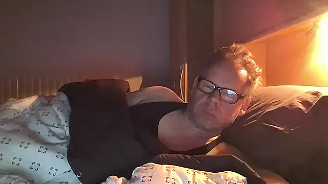 Snapshot of kinkyslet8 chatting on 21, 3, 2026 kinkyslet8 online show from 21, 3, 2026