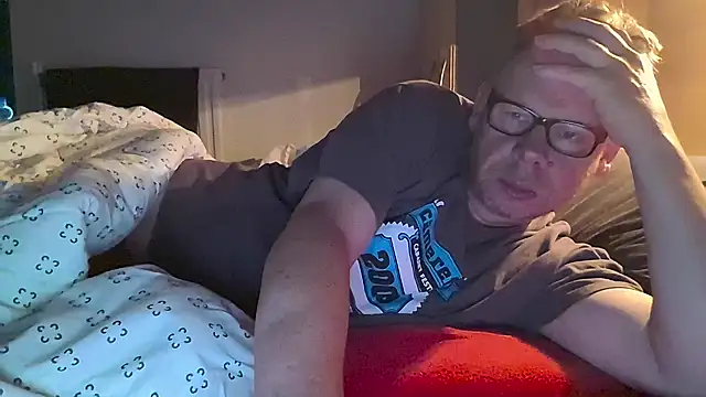 Snapshot of kinkyslet8 chatting on 27, 10, 2025 kinkyslet8 online show from 27, 10, 2025