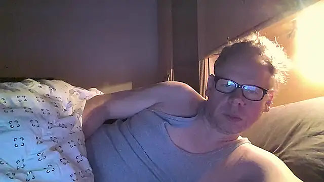 Snapshot of kinkyslet8 chatting on 6, 1, 2026 kinkyslet8 online show from 6, 1, 2026