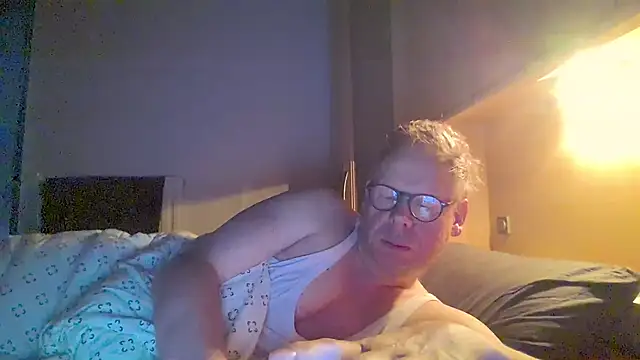 Snapshot of kinkyslet8 chatting on 22, 11, 2025 kinkyslet8 online show from 22, 11, 2025