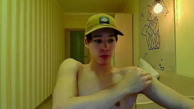 Snapshot of gayGamogey chatting on 6, 12, 2024 gayGamogey online show from 6, 12, 2024