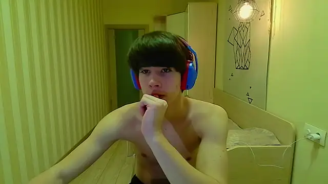 Snapshot of gayGamogey chatting on 26, 11, 2025 gayGamogey online show from 26, 11, 2025