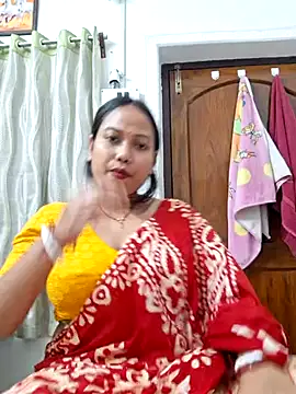 DREAM GIRL-30 online show from 4, 3, 2025