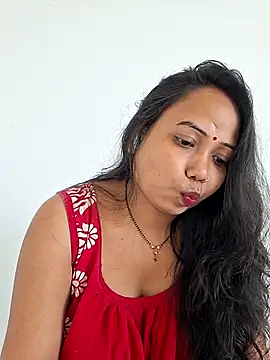 DREAM GIRL-30 online show from 5, 12, 2025