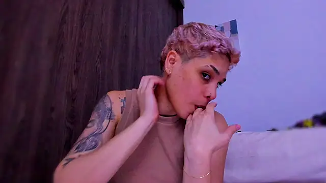 Charlee pink online show from 23, 12, 2025