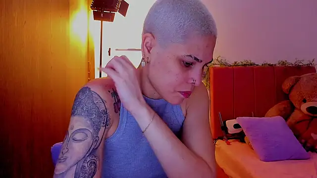 Charlee pink online show from 26, 3, 2026