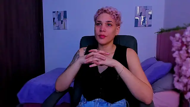 Charlee pink online show from 17, 12, 2025