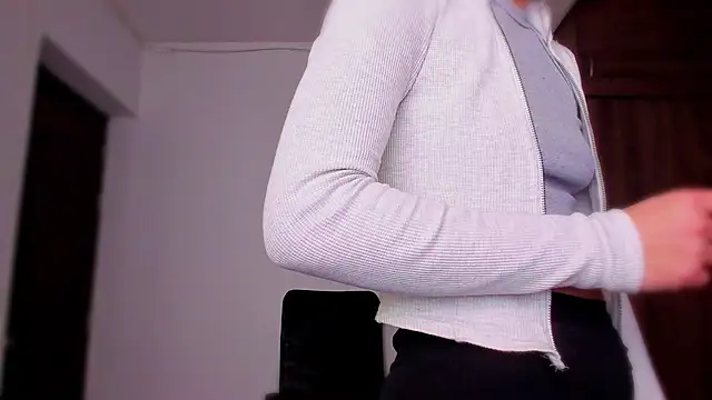 Charlee pink online show from 13, 2, 2026