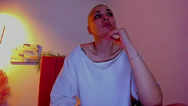 Charlee pink online show from 20, 4, 2026