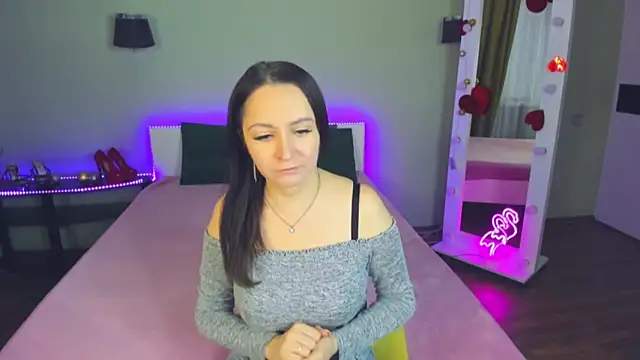 AngellLika online show from 17, 10, 2025