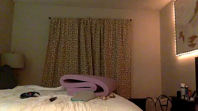 ChillzPnp online show from 8, 4, 2026