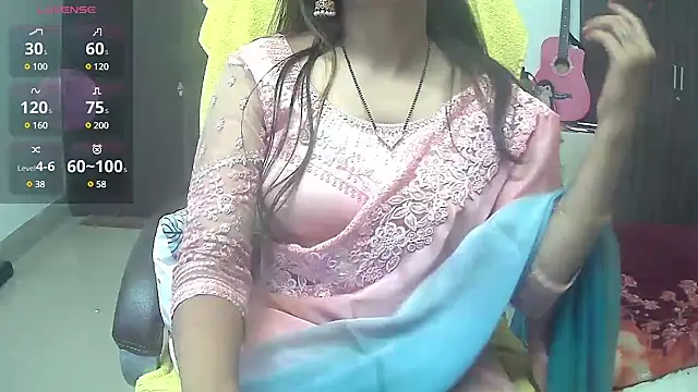 Cute-Tara online show from 5, 3, 2025