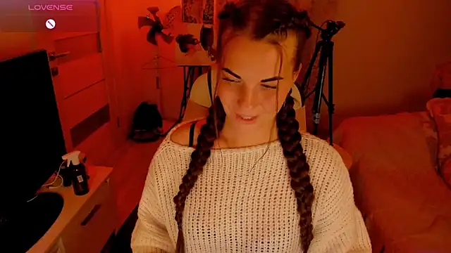 Snapshot of masha19981 chatting on 9, 10, 2025 masha19981 online show from 9, 10, 2025