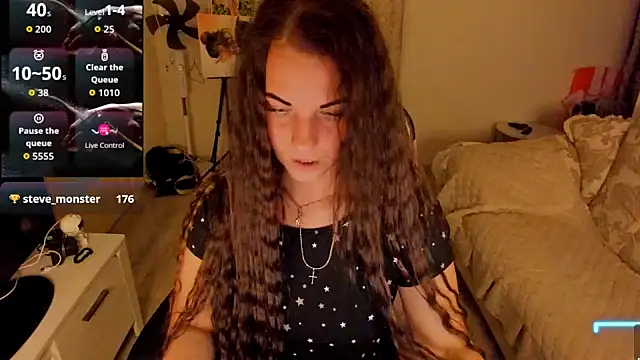 Snapshot of masha19981 chatting on 7, 10, 2025 masha19981 online show from 7, 10, 2025