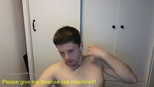 Snapshot of BigL0ve chatting on 11, 5, 2026 BigL0ve online show from 11, 5, 2026