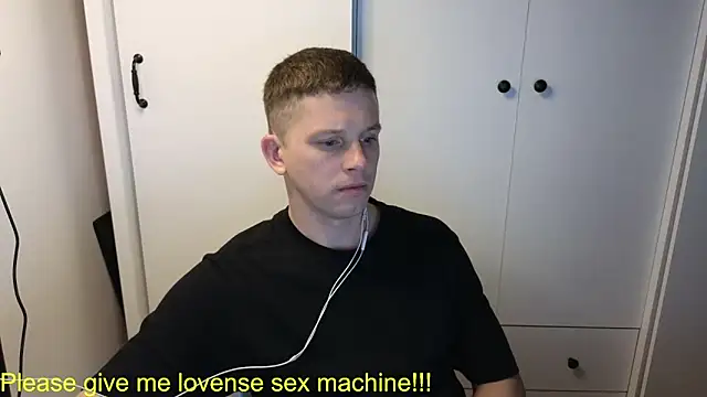 Snapshot of BigL0ve chatting on 27, 5, 2026 BigL0ve online show from 27, 5, 2026