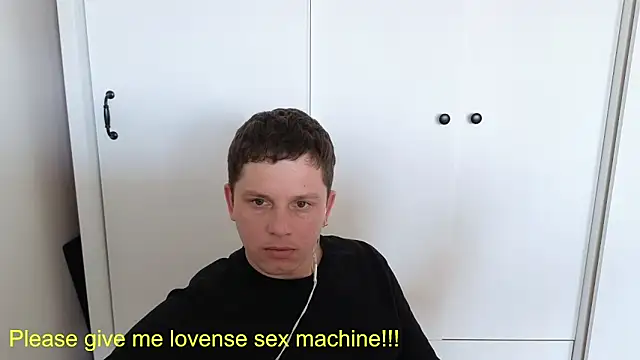 Snapshot of BigL0ve chatting on 25, 4, 2026 BigL0ve online show from 25, 4, 2026