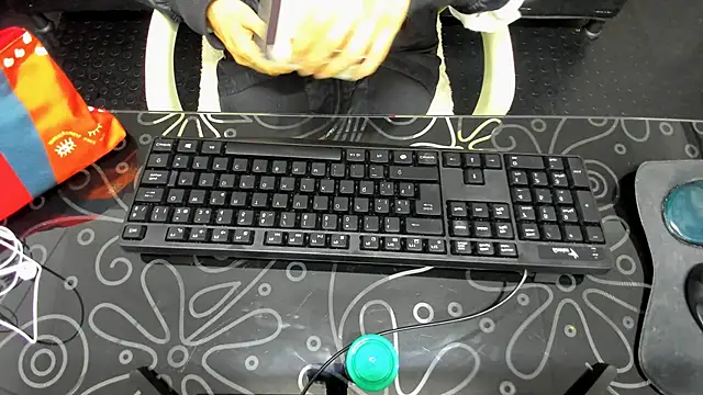 Abrillee1 online show from 15, 2, 2025