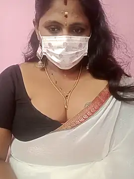 Snapshot of rithikka chatting on 26, 11, 2025 rithikka online show from 26, 11, 2025