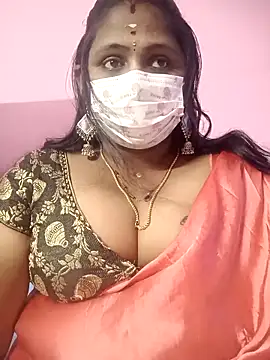 Snapshot of rithikka chatting on 1, 12, 2025 rithikka online show from 1, 12, 2025