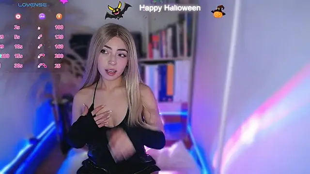 Snapshot of channel_blonde_a chatting on 31, 10, 2025 channel blonde a online show from 31, 10, 2025