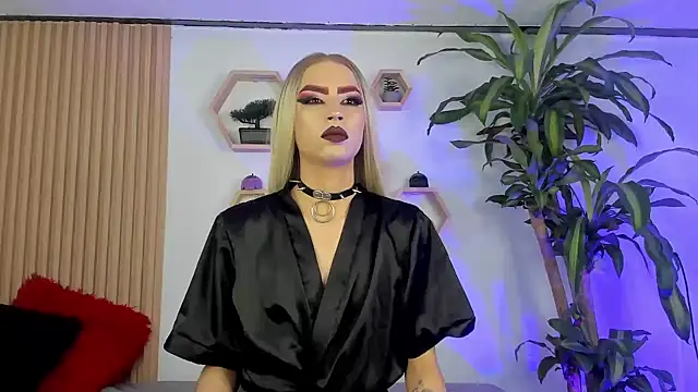 Snapshot of BrianaSchafer chatting on 2, 12, 2025 BrianaSchafer online show from 2, 12, 2025