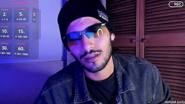 Nicholasrodrii online show from 24, 10, 2025