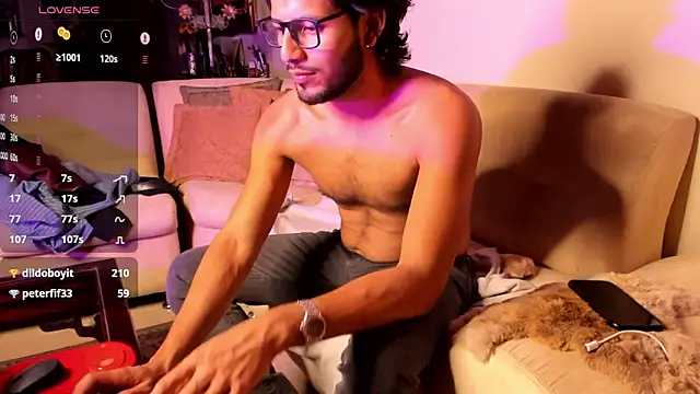 Nicholasrodrii online show from 22, 1, 2025