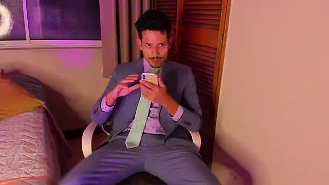 Nicholasrodrii online show from 10, 2, 2026