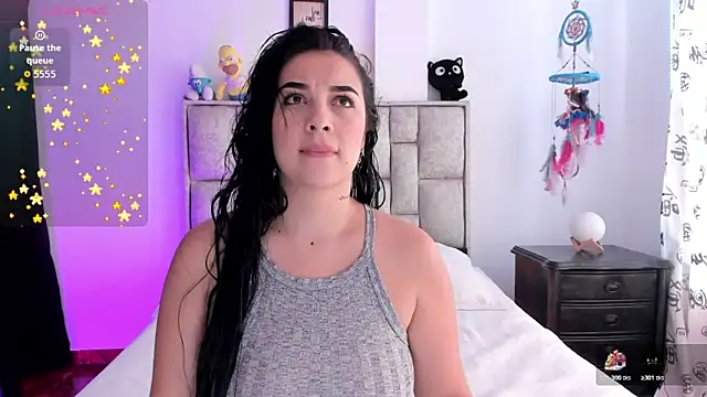 brianaGuzman online show from 18, 11, 2025